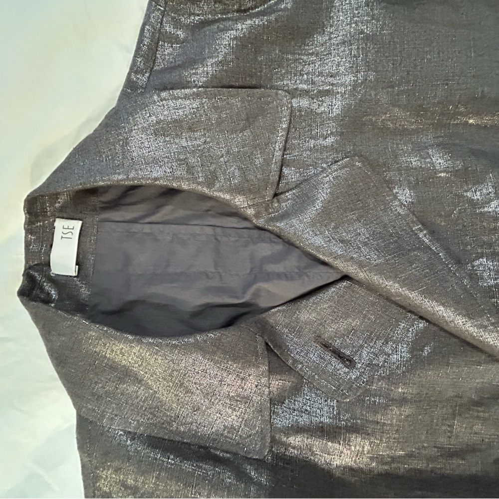 tse size 8 double breasted top